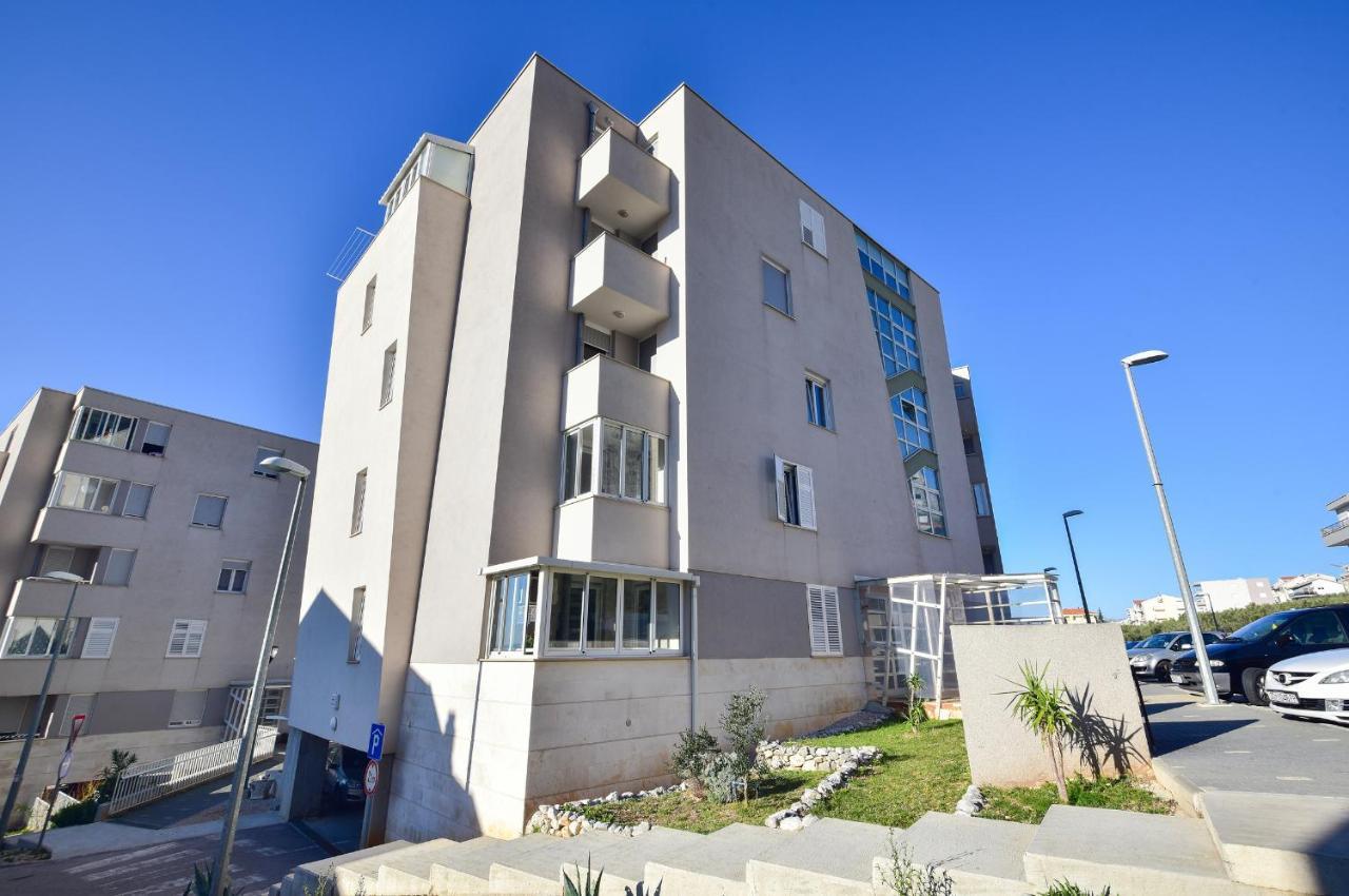 Sunshine Apartment Makarska Bagian luar foto