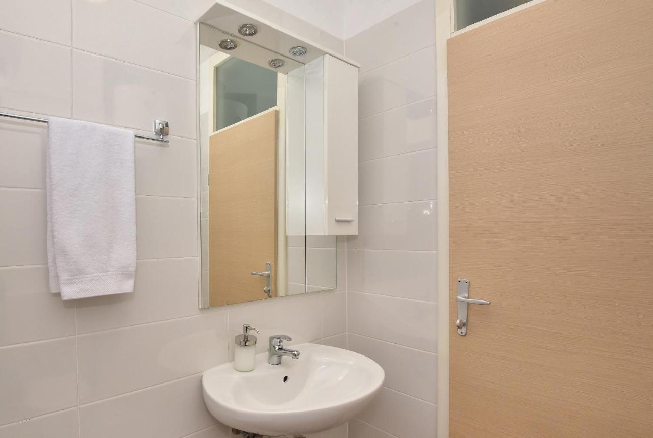 Sunshine Apartment Makarska Bagian luar foto